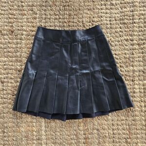 Faux leather pleated mini skirt Abercrombie size XS